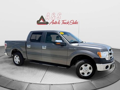 Used 2014 Ford F150 XLT w/ XLT Convenience Package RWD image 1
