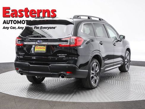 Used 2023 Subaru Ascent Limited image 5