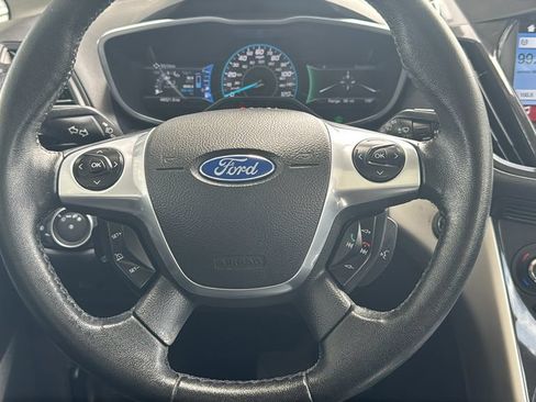 Used 2016 Ford C-MAX Energi SEL w/ Equipment Group 302A FWD image 11