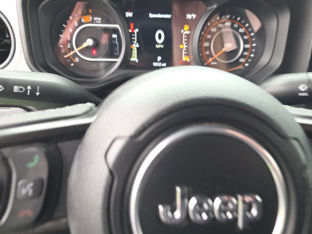 Used 2025 Jeep Wrangler Unlimited Sport AWD/4WD image 16