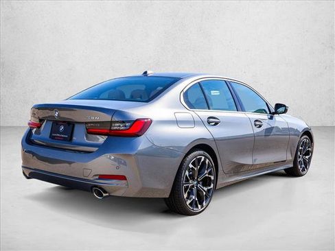 Certified 2025 BMW 330i xDrive Sedan w/ Premium Package image 5