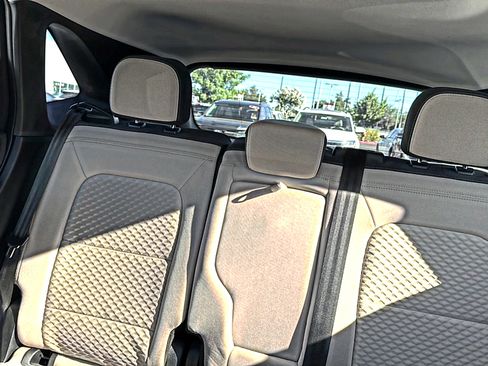 Used 2022 Ford Escape SE w/ SE Sport Appearance Package AWD/4WD image 7
