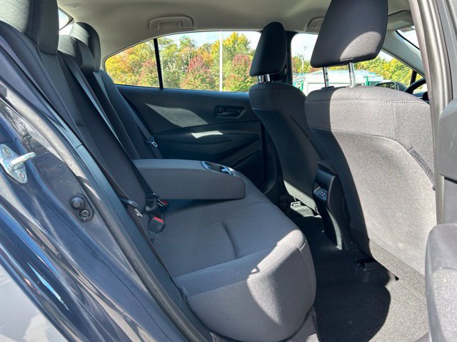 Used 2024 Toyota Corolla LE w/ LE Convenience Package FWD image 32