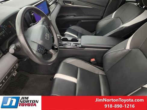 Used 2025 Toyota Camry SE w/ Multimedia Upgrade Package FWD image 14