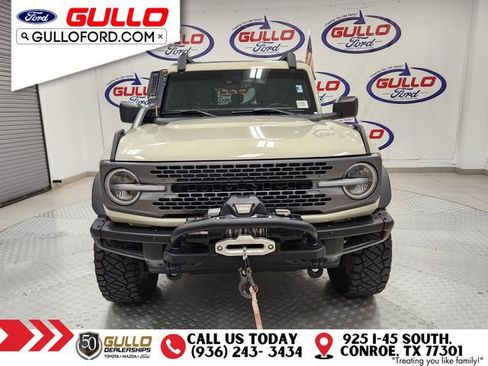 Used 2022 Ford Bronco Everglades image 2