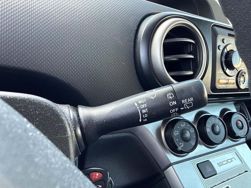 Used 2012 Scion xB FWD image 22