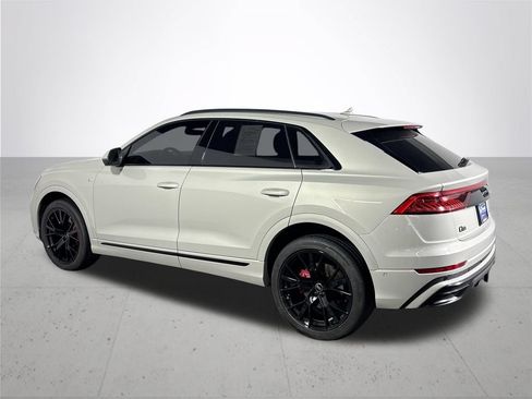 Used 2023 Audi Q8 Premium Plus w/ Premium Plus Package AWD/4WD image 8