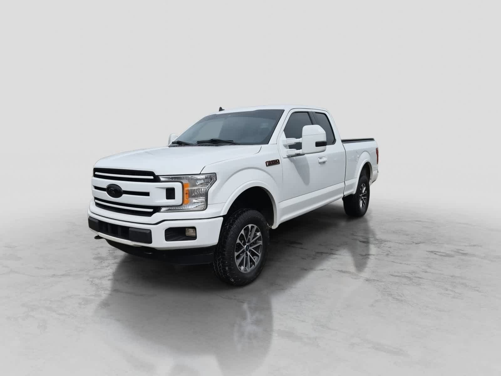 Used 2020 Ford F150 XLT w/ Equipment Group 302A Luxury AWD/4WD image 4