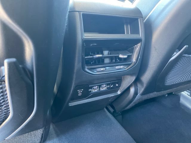 Used 2023 Jeep Grand Cherokee Limited AWD/4WD image 20