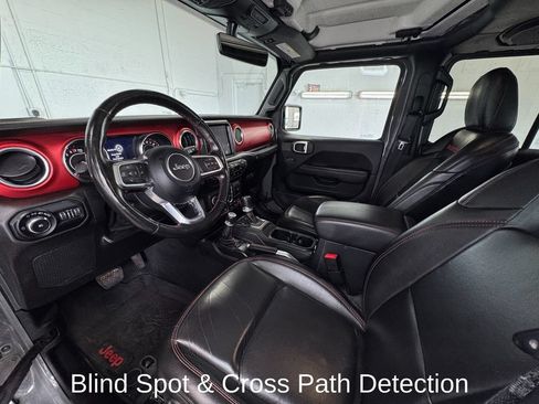 Used 2020 Jeep Wrangler Unlimited Rubicon w/ Dual Top Group AWD/4WD image 12