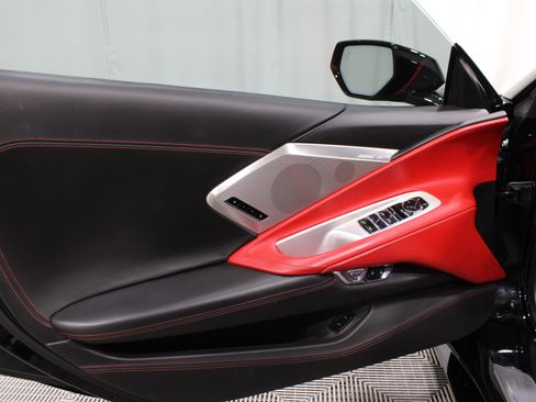Used 2023 Chevrolet Corvette Stingray Premium Conv w/ 3LT image 6