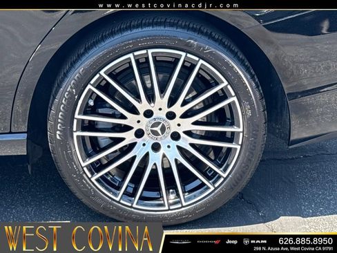 Used 2025 Mercedes-Benz C 300 Sedan image 18