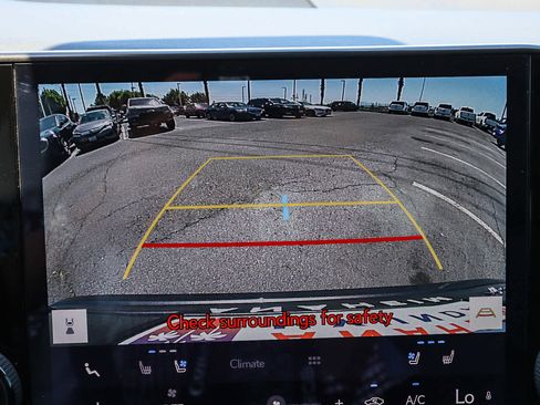 Used 2024 Lexus NX 250 FWD w/ Towing Package (2000 Lbs) image 29