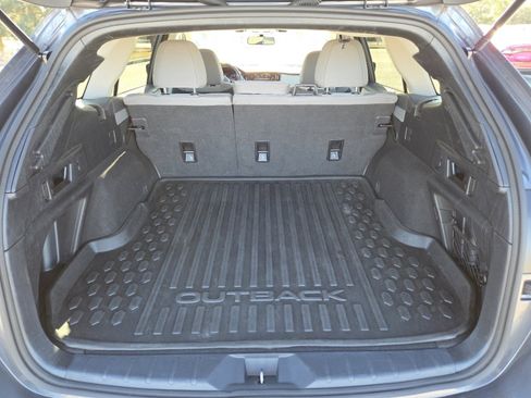 Used 2024 Subaru Outback Premium image 19