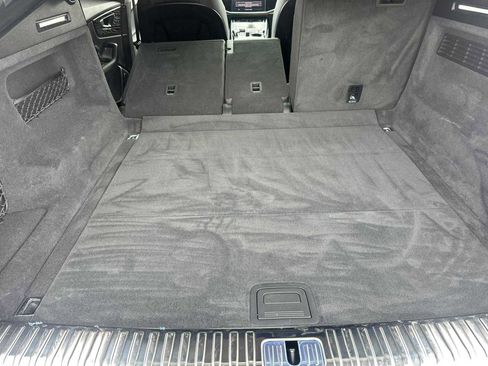 Used 2021 Audi Q8 Premium Plus w/ Premium Plus Package image 16