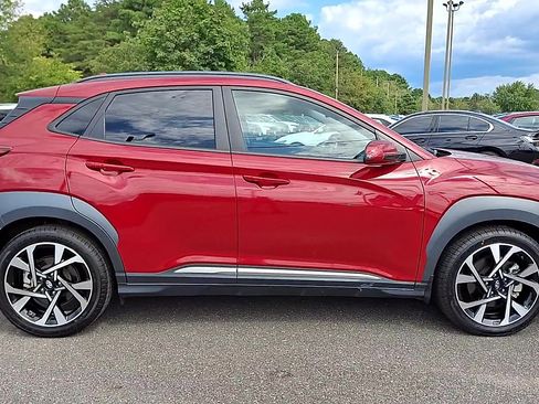 Certified 2023 Hyundai Kona Limited image 9