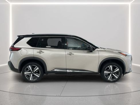 Used 2021 Nissan Rogue Platinum AWD/4WD image 7