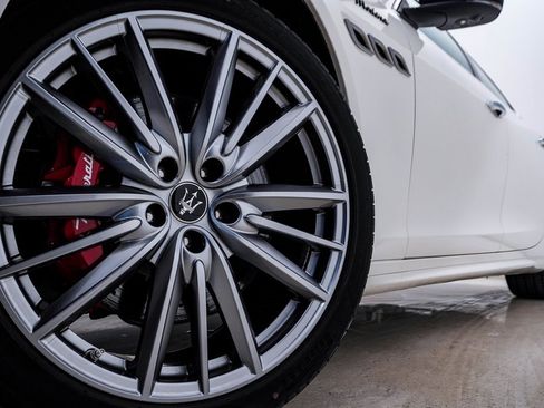 Certified 2024 Maserati Quattroporte Modena Ultima Q4 image 5