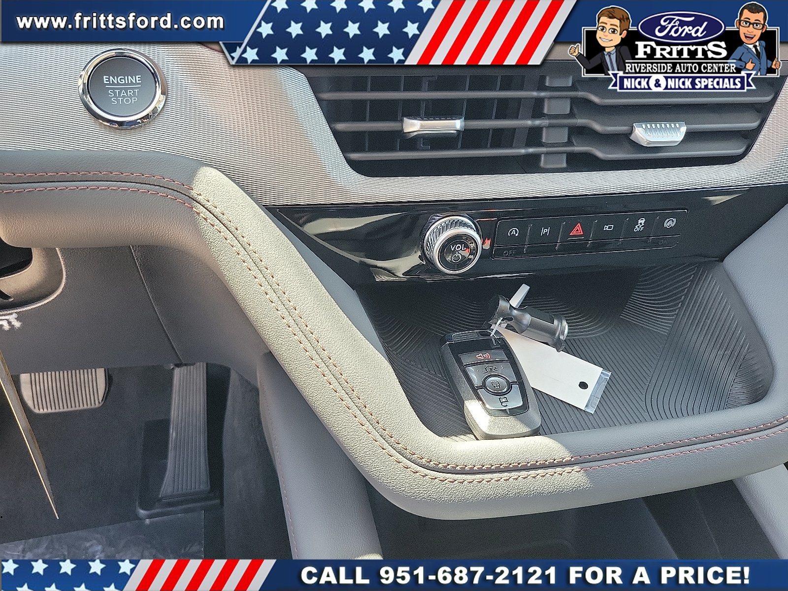 New 2026 Ford Explorer Active RWD image 10