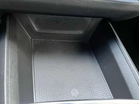 Used 2025 Chevrolet Equinox RS image 41