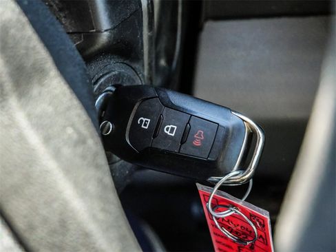 Used 2021 Ford F350 XL w/ Power Equipment Group image 27