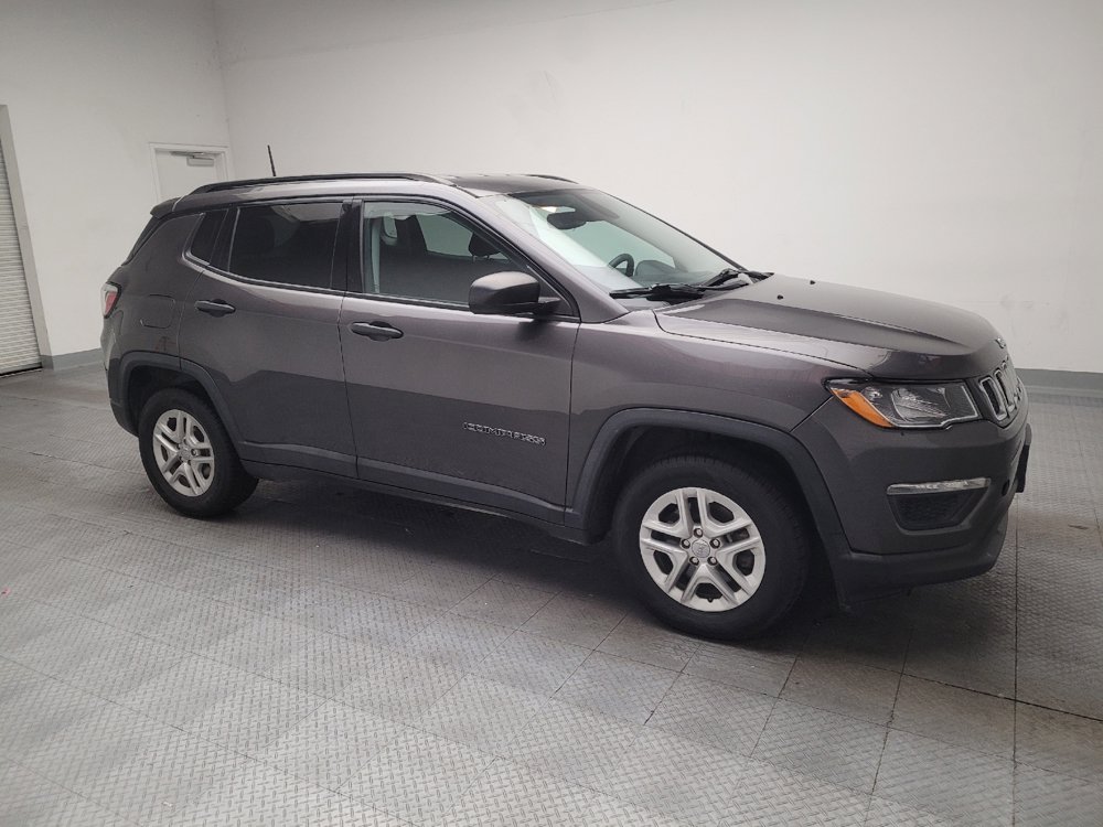 Used 2018 Jeep Compass Sport FWD image 11