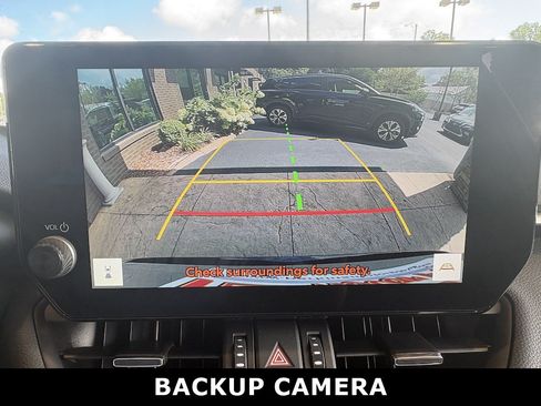 Used 2025 Toyota RAV4 XSE w/ Weather Package AWD/4WD image 18