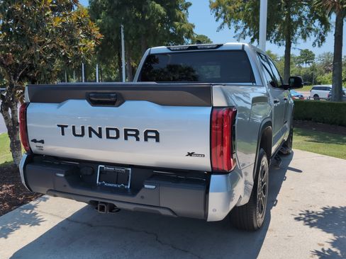 Used 2023 Toyota Tundra SR5 w/ SR5 Convenience Package AWD/4WD image 10