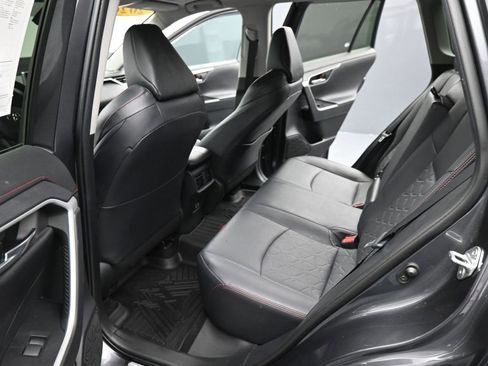 Used 2020 Toyota RAV4 TRD Off-Road image 16