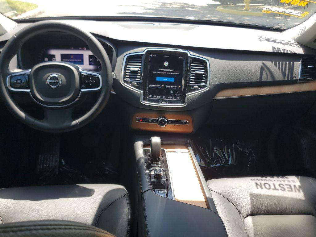 Certified 2024 Volvo XC90 B5 Plus w/ Protection Package Premier AWD/4WD image 13
