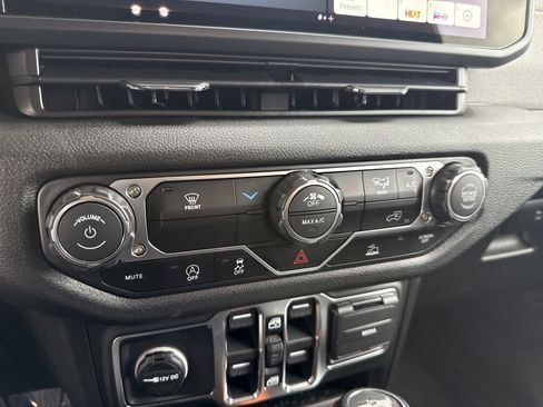 New 2026 Jeep Wrangler Unlimited Sport AWD/4WD image 29