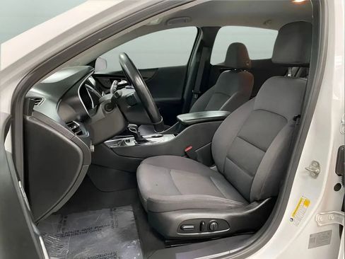 Used 2021 Chevrolet Malibu LT FWD image 10