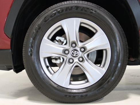 Used 2022 Toyota RAV4 XLE image 75