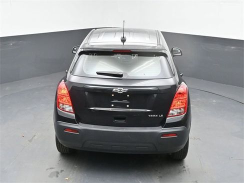 Used 2015 Chevrolet Trax LS w/ LPO, Cargo Package image 39