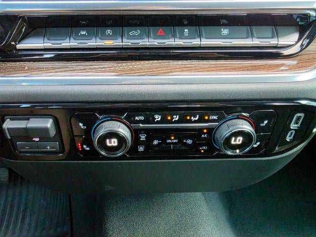 Used 2025 Chevrolet Silverado 1500 LT AWD/4WD image 22