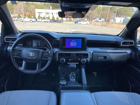 Used 2025 Toyota Tacoma SR5 image 8
