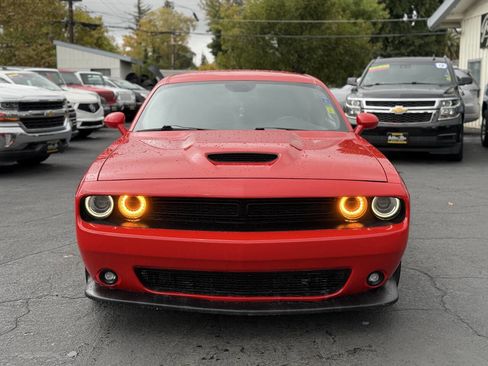 Used 2019 Dodge Challenger GT w/ Blacktop Package image 6