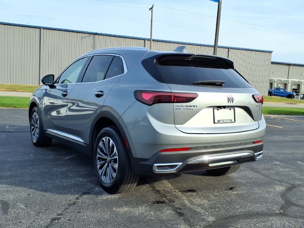 Used 2024 Buick Envision Preferred AWD/4WD image 12