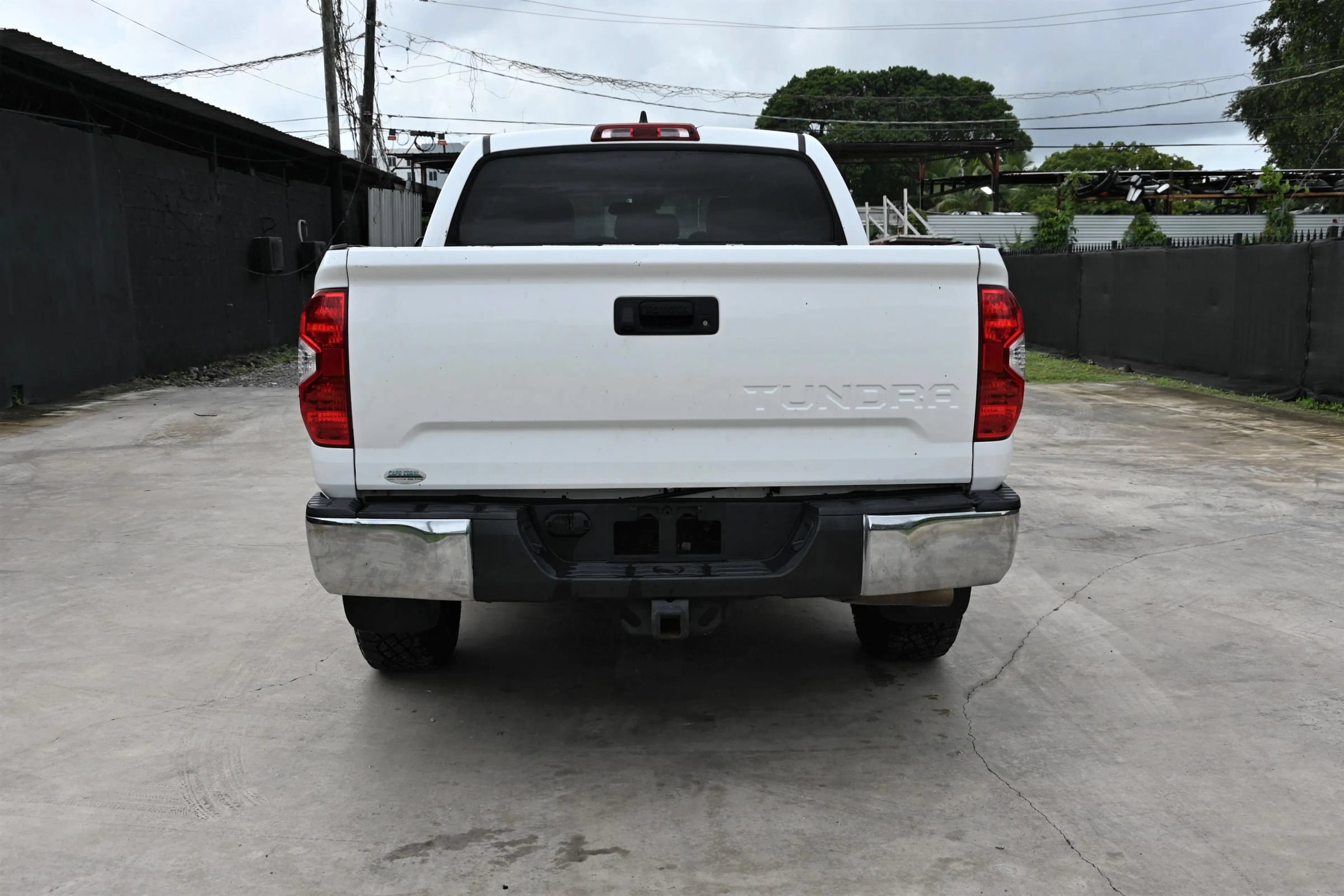Used 2020 Toyota Tundra SR5 w/ TRD Off-Road Plus Package RWD image 4