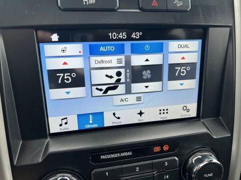 Used 2017 Ford F250 Lariat w/ Lariat Ultimate Package image 31