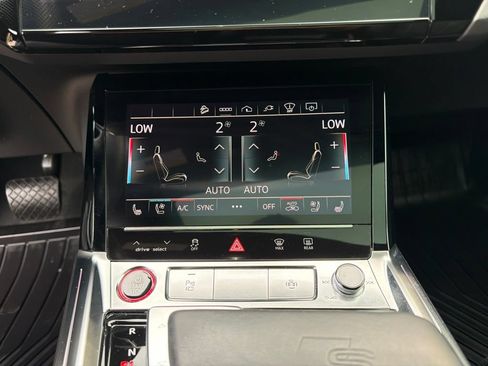 Used 2023 Audi e-tron S Prestige AWD/4WD image 23