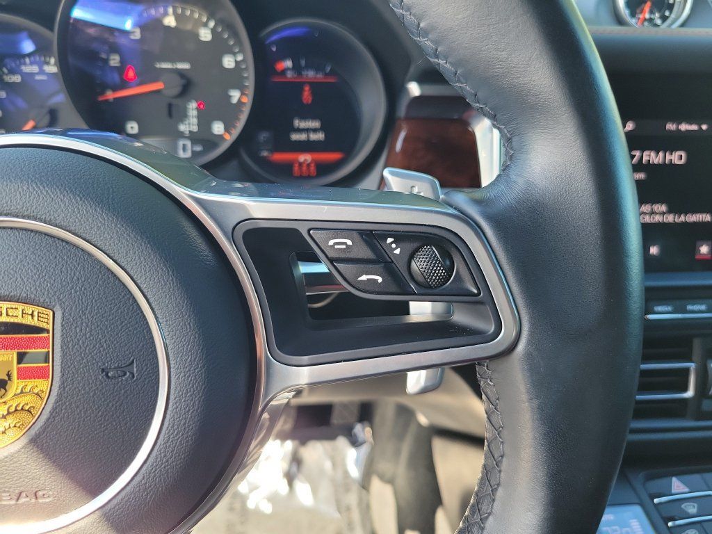 Used 2021 Porsche Macan AWD/4WD image 33