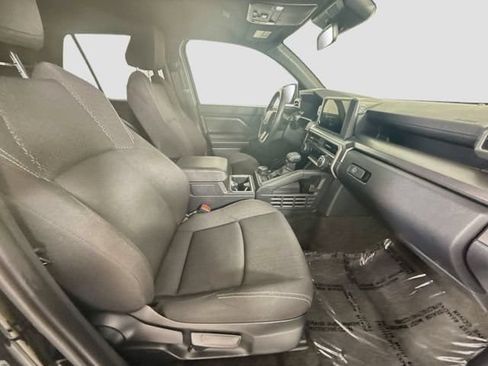 Certified 2025 Toyota 4Runner SR5 AWD/4WD image 28