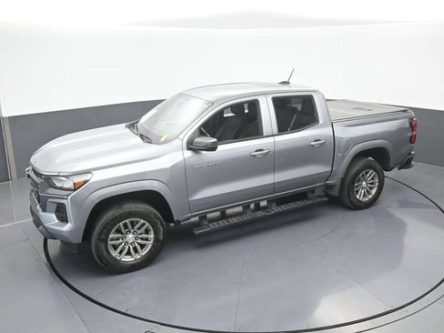 Used 2025 Chevrolet Colorado LT RWD image 50