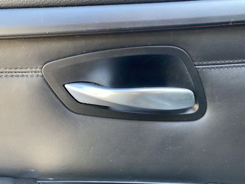 Used 2011 BMW M3 Convertible image 24