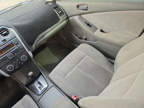 Used 2008 Nissan Altima 2.5 S w/ Convenience Pkg image 12