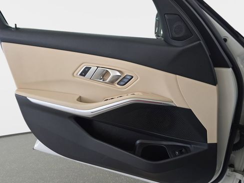 Used 2023 BMW 330i Sedan image 23