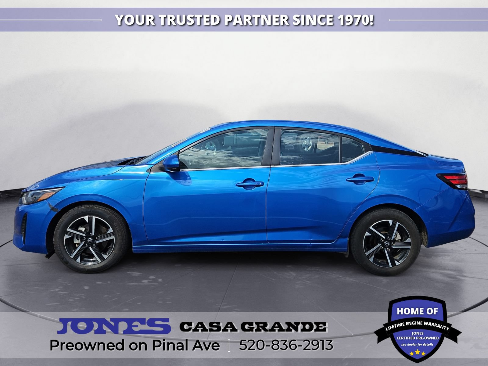 Used 2024 Nissan Sentra SV FWD image 3