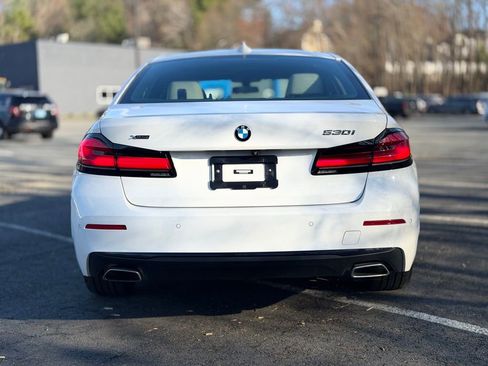 Used 2022 BMW 530i xDrive w/ Convenience Package image 5