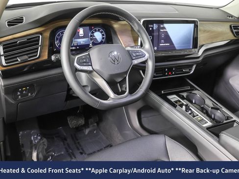 Used 2024 Volkswagen Atlas SE w/ Black Wheel Package image 5